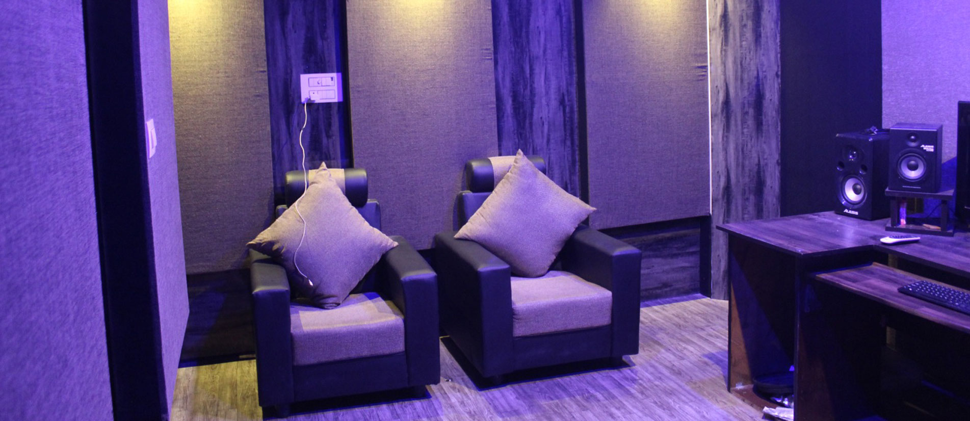 Soundproofing vs Acoustic Treatment Explained